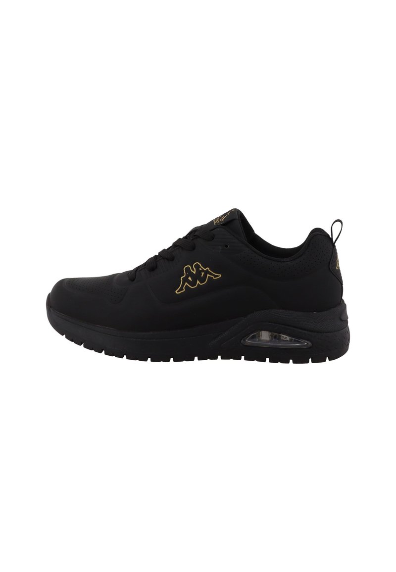 Baskets de sport noires avec une tige en synthétique lisse, un design à lacets et des détails en logo doré. Elles sont dotées d'une semelle texturée et d'un amorti à air transparent.