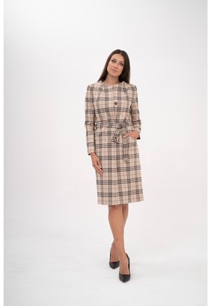 KAREN - Klasyczny płaszcz