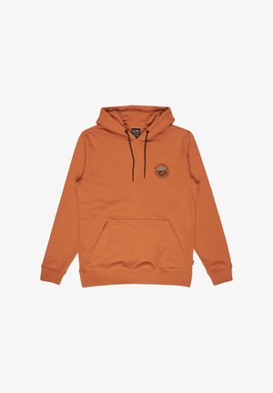 Hoodie orange rouille avec poche kangourou à l'avant, cordons noirs, et petit logo rond à thème extérieur sur la poitrine gauche.