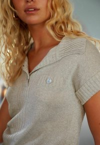 Next SHORT SLEEVE-REGULAR FIT - Poloshirt - neutral sparkle