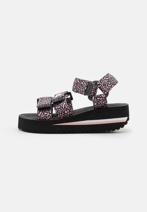 TOMAIA KIDS TEENS - Sandals - peach whip/black