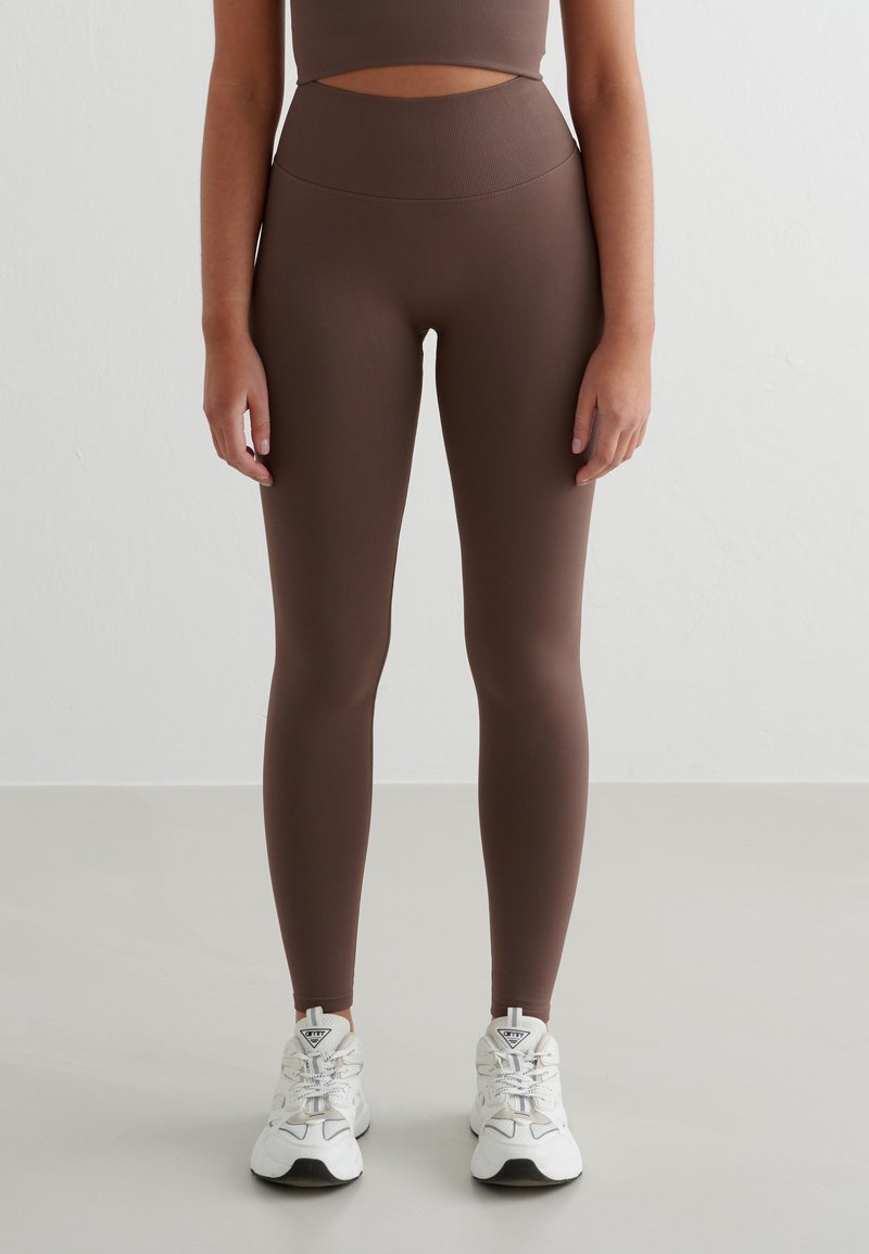 aim’n® - SHAPE SEAMLESS  - Leggings - Trousers - brown, Enlarge