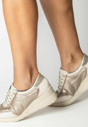 Marila Zapatillas - beige