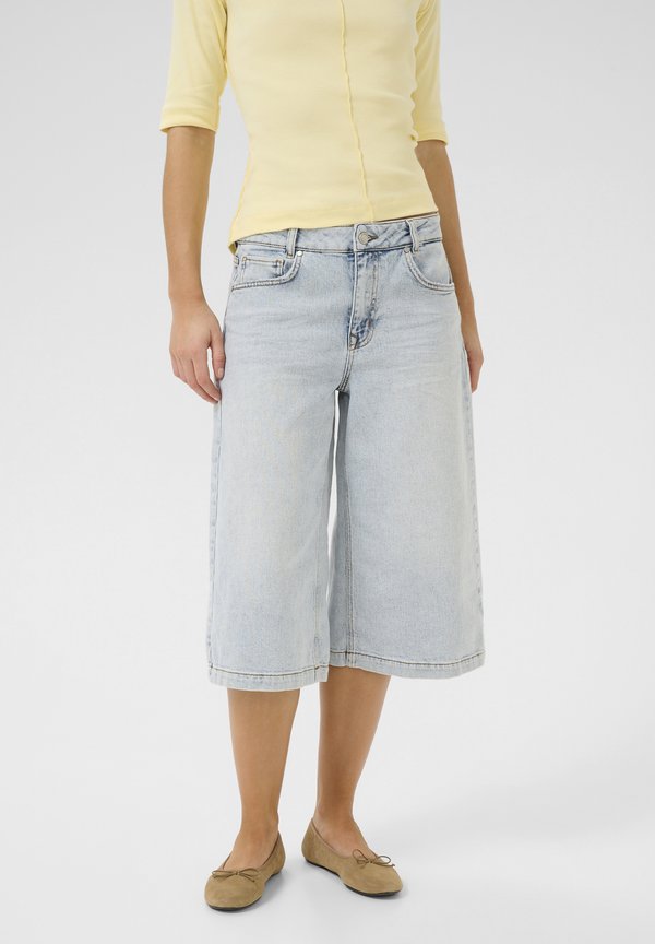 DANGO 139 WIDE  - Jeans Shorts