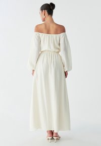 BWLDR GEORGIE  - Maxi šaty - off white