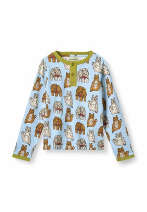 Chemise enfant bleu clair à manches longues avec col et poignets verts, couverte d’illustrations répétées d’ours marron, blancs et beiges.