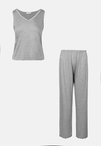 Selected, light grey melange