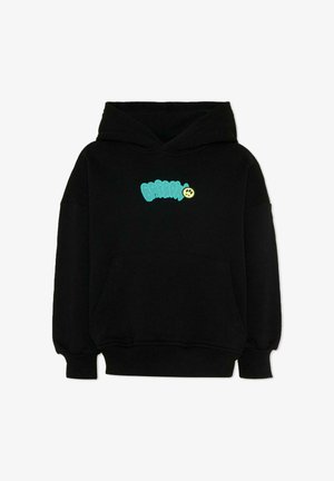 Czarna bluza z kapturem z turkusowym napisem w stylu graffiti oraz małą żółtą smutną buźką na piersi, z przednią kieszenią kangurka.