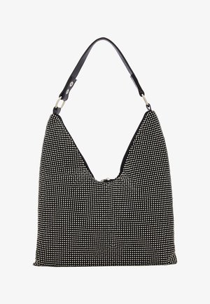 Borsa nera con una superficie testurizzata ricoperta di borchie bianche, caratterizzata da una forma triangolare e una sola tracolla in pelle nera.