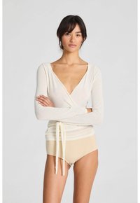 Non selezionato, off white