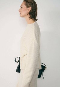 Mango Jumper - off-white