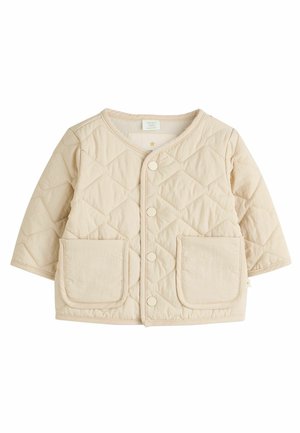 Beige quiltet babyjakke med lange ærmer, trykknapper foran og to forlommer.