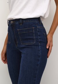 Kaffe Trapezaste traperice - medium blue denim