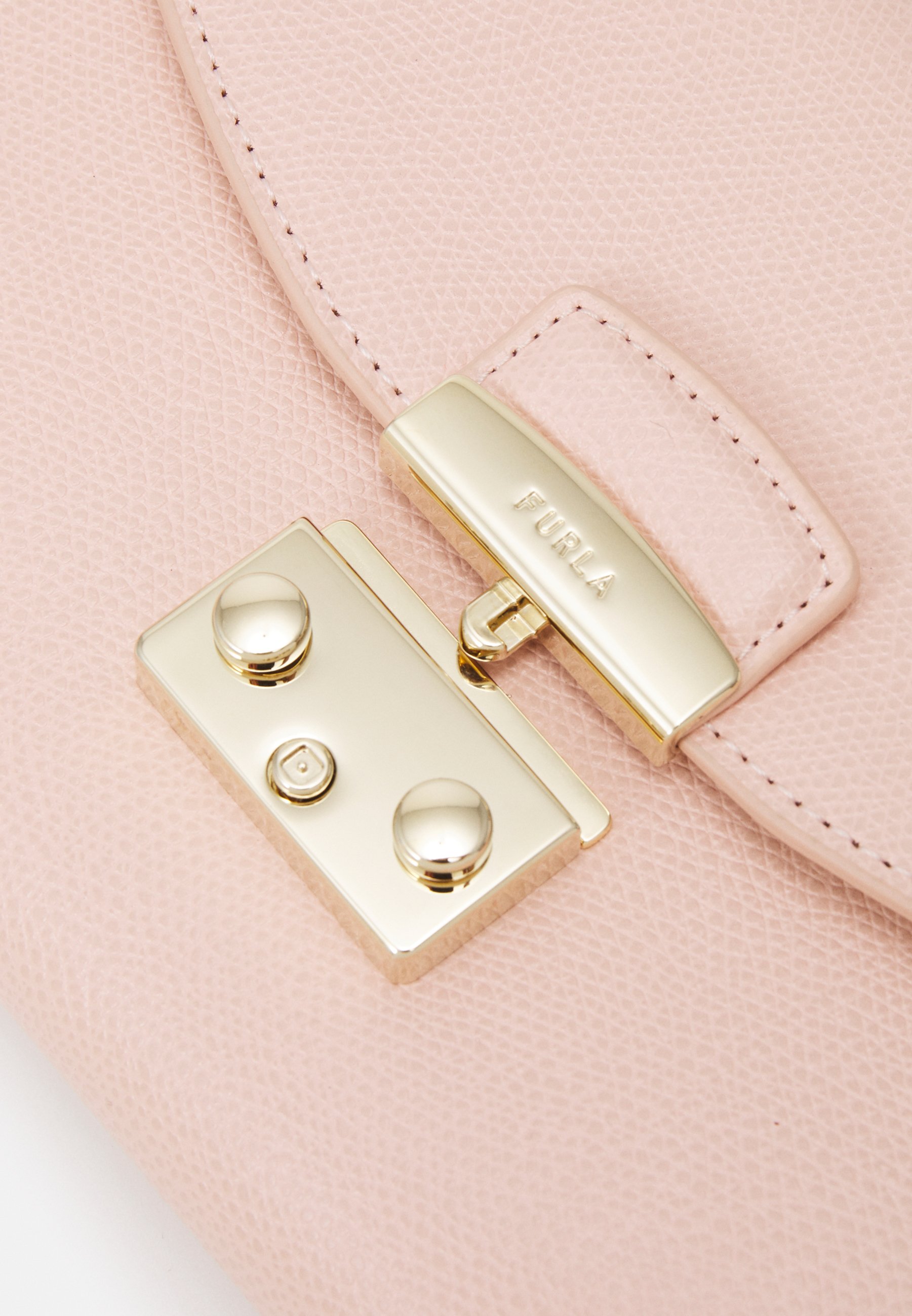 Furla METROPOLIS ENVELOPE - Delninukė - candy rose/šviesiai rausva -  Zalando.lt