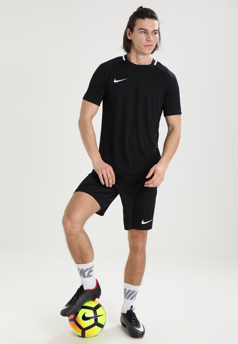 nike dry academy short