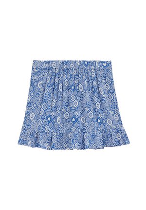 Modro-biela vzorovaná sukňa s hexagonálnymi kvetinovými a srdcovými motívmi a volánovým lemom na bielom pozadí.