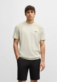 BOSS - MOMENTUM LITE - T-shirt basic - open beige four Miniatuurafbeelding 1