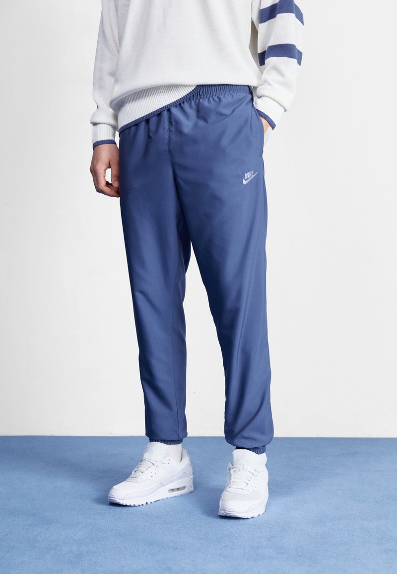 Nike Sportswear - CLUB  - Teplákové kalhoty - diffused blue, Zvětšit