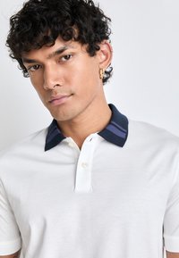 BOSS PHILLIPSON - Πόλο - white