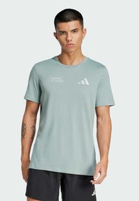 adidas Performance - ULTIMATE METALLIC GRAPHIC - Sport T-shirt - silver green Miniatuurafbeelding 1