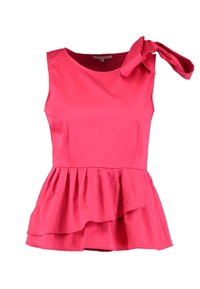 Fuksjowa bluzka peplum uszyta z gładkiego materiału, z okrągłym dekoltem i wiązaniem w postaci kokardy na jednym ramieniu. Czysty, warstwowy dół.