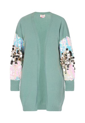 Lys grøn cardigan med åben front, lange ærmer og multicolor perleudsmykninger på skuldrene. Blød tekstur.