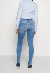 ONLY Vaqueros pitillo - light-blue denim