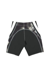 Αθλητική μαύρη και λευκή βερμούδα με ανοιχτό μπλε ραφές και μικρό λογότυπο στο πάνω μέρος, σχεδιασμένη για σπορ ή ενεργή χρήση.