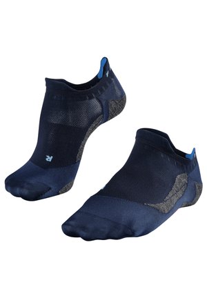 Chaussettes ankle bleu marine avec une finition texturée, présentant un accent gris au niveau du talon et un logo bleu sur le côté. Design léger et respirant.