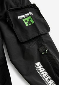 Next MINECRAFT CARGO TROUSERS.  - REGULAR FIT - Kapsáče - black