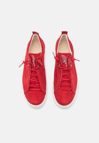 Paul Green Baskets basses - lipstick