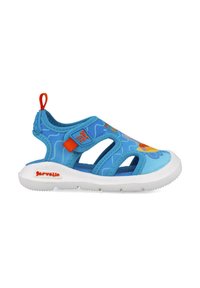 Sandalia azul de exterior con parte superior estampada, diseño abierto y suela de goma blanca. Presenta acentos rojos y hebilla ajustable para un mejor ajuste.