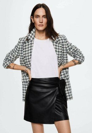 RACHEL - Sako - black
