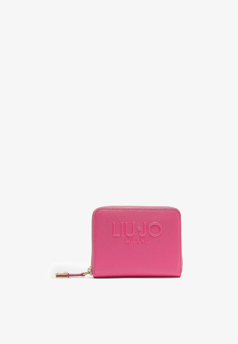 Portafoglio in pelle rosa con logo "LIU•JO MILANO" in rilievo, chiusura a zip e superficie texturizzata. Presenta una cerniera dorata.