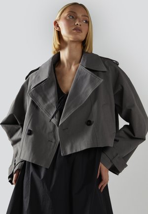 CROPPED - Bleiseri - charcoal