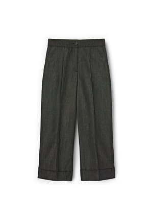 Donkergrijze wijd uitlopende broek met voorplooien, knoopsluiting en omgeslagen zomen, plat uitgestald op een witte achtergrond.