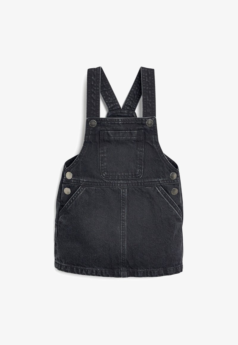 Robe salopette en jean noir avec poche avant, bretelles croisées réglables dans le dos et fermetures à boutons métalliques sur les côtés et les bretelles.