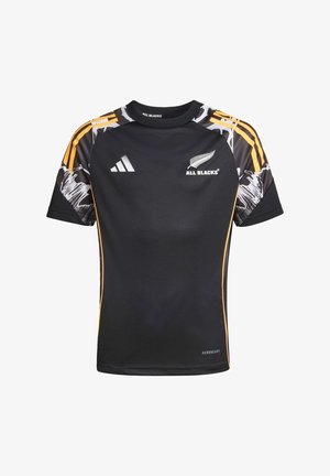 Černý sportovní dres s krátkými rukávy, který má barevný vzorovaný design na ramenou, logo Adidas a branding 'ALL BLACKS®'.