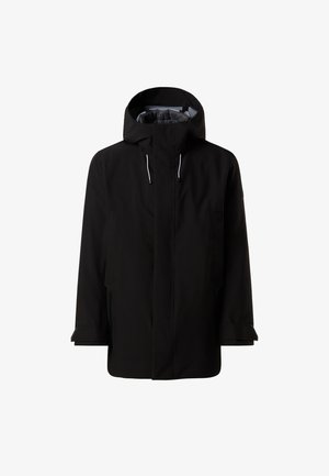 Chaqueta impermeable negra con un cuello alto, cremallera frontal, dos bolsillos laterales y cordones ajustables en la capucha. Textura de tela lisa.