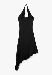 Asymmetrisches schwarzes Kleid mit Halterneck, aus einem glatten Stoff, mit einem gerafften Saum für zusätzlichen Detail.