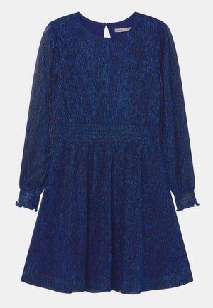 KOGFALLON SMOCK DRESS - Koktejlové šaty / šaty na párty - surf the web