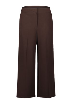 Pantaloni a gamba larga marroni realizzati in tessuto morbido, caratterizzati da una vita piatta e senza tasche, progettati per una vestibilità rilassata e un look informale.