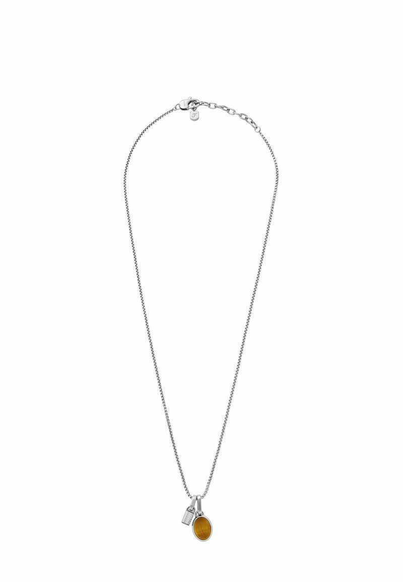 Collana in argento con pendente in ambra ovale e piccolo charm a forma di etichetta rettangolare, che presenta un design elegante e una finitura lucida.