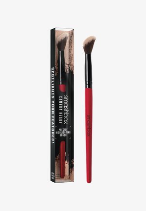 PRECISE HIGHLIGTHING BRUSH - Makeup brush - -
