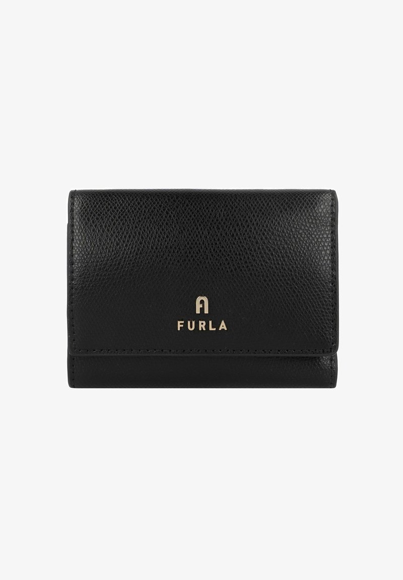 Portafoglio in pelle nera con texture a grana, ferramenta dorata, chiusura frontale a scatto e logo impresso. Forma compatta e rettangolare.