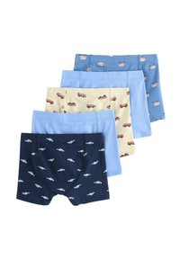 Set med fem kalsonger för pojkar i bomull: marinblå med biltryck, ljusblå, ljusgul med tryck av brandbil och två enfärgade nyanser av blått.