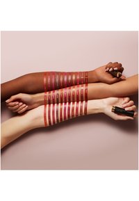 LANCÔME L'ABSOLU ROUGE CREAM - Barra de labios - rose-nature