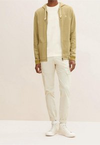 TOM TAILOR Sudadera con cremallera - light green