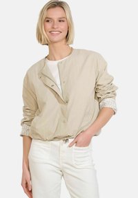 Nevybrané, lt beige