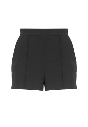 Pantaloni corti neri su misura realizzati in un tessuto morbido, con vita alta e due pieghe frontali per un tocco di dettaglio; taglio dritto senza tasche.